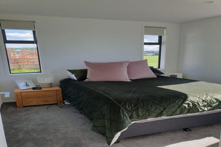 Photo of property in 11/79 Taikata Road, Te Atatu Peninsula, Auckland, 0610