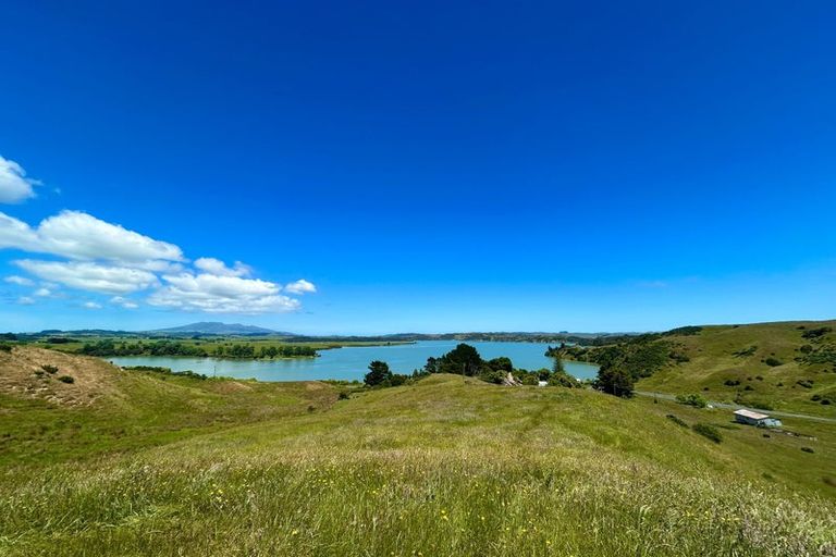 Photo of property in 462 Ohautira Road, Raglan, 3295