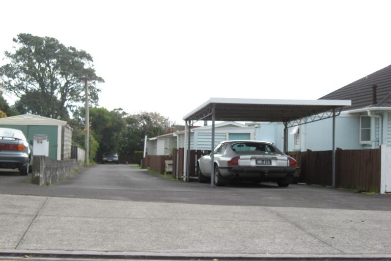 Photo of property in 6a-b Clinton Street, Fitzroy, New Plymouth, 4312