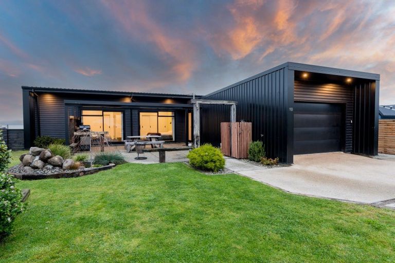 Photo of property in 10 Okahau Terrace, Warrington, 9471