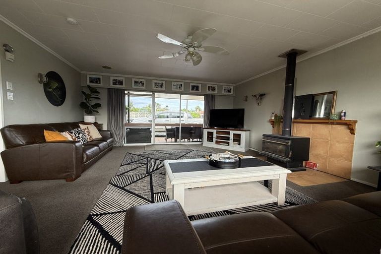 Photo of property in 9 March Street, Spring Creek, 7202