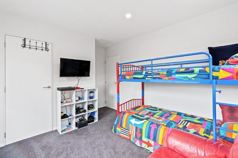 Photo of property in 5a Sharda Grove, Paraparaumu Beach, Paraparaumu, 5032