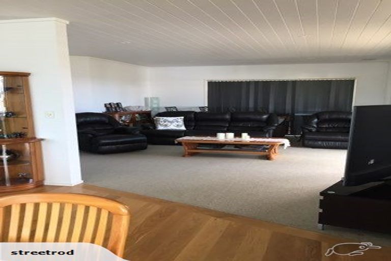 Photo of property in 106b Karewa Parade, Papamoa Beach, Papamoa, 3118