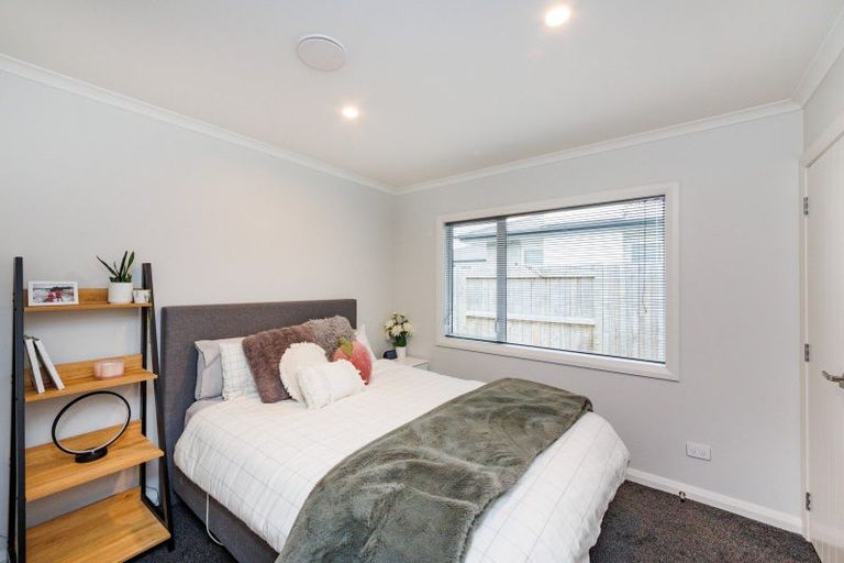 Photo of property in 41 Coutts Way, Fitzherbert, Palmerston North, 4410