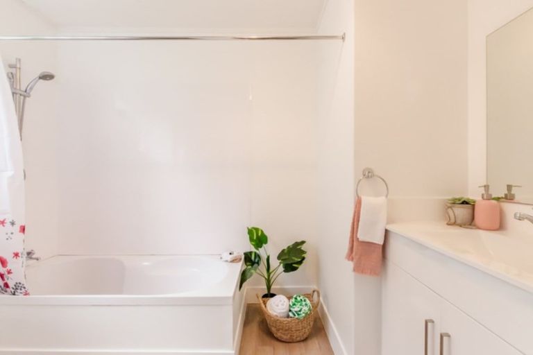 Photo of property in 33b Menin Road, Raumati South, Paraparaumu, 5032