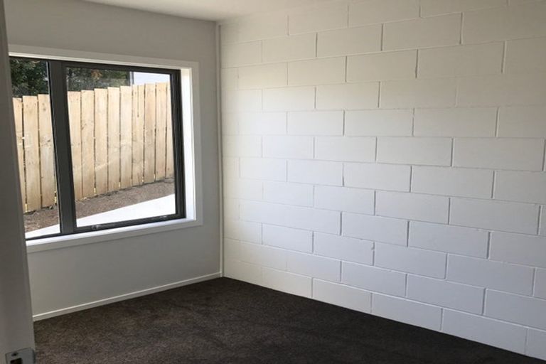 Photo of property in 1/22 Don Croot Street, Morningside, Auckland, 1021