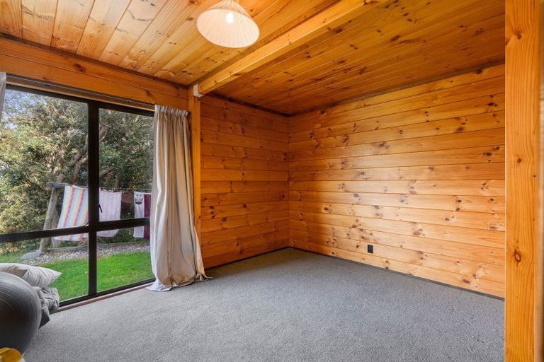 Photo of property in 35 Old Coach Road, Otaki, 5512