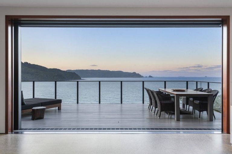 Photo of property in 24 Oceana Heights, Tairua, 3508