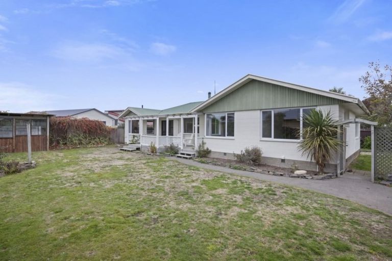 Photo of property in 11 Nile Place, North New Brighton, Christchurch, 8083