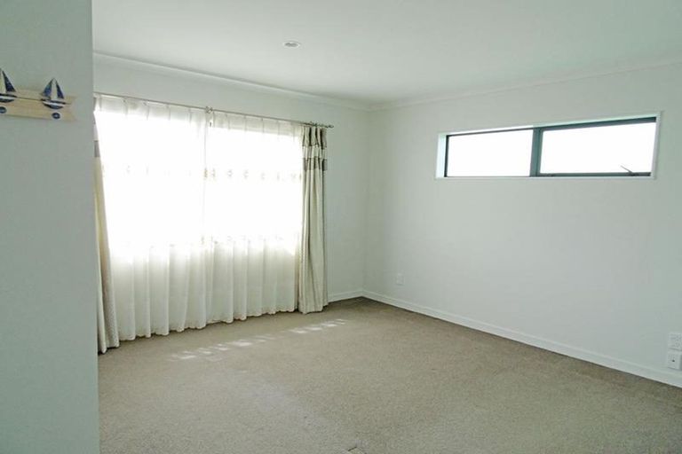Photo of property in 14 Joseph Street, Flat Bush, Auckland, 2019