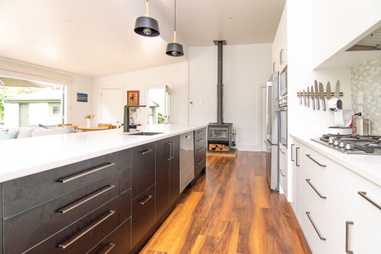 Photo of property in 11 Colombo Street, Hokowhitu, Palmerston North, 4410