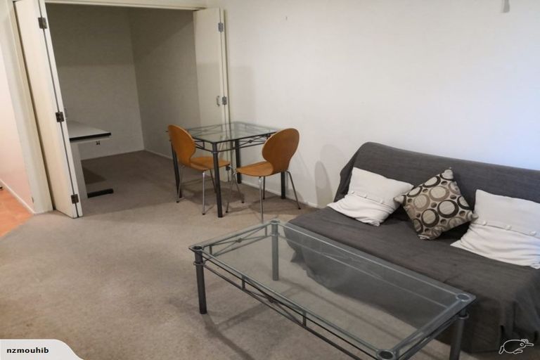 Photo of property in 6c/30 Westward Ho, Glen Eden, Auckland, 0602