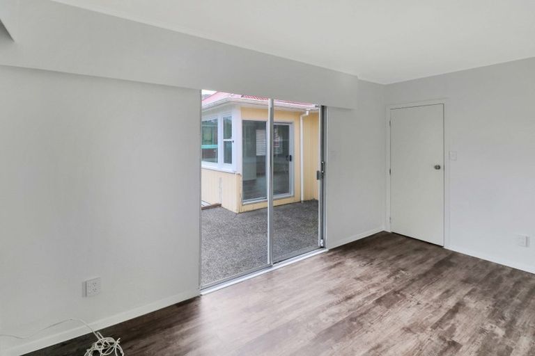 Photo of property in 5 Fleet Street, Naenae, Lower Hutt, 5011