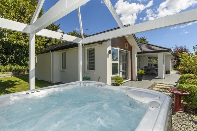 Photo of property in 94 Moffat Road, Bethlehem, Tauranga, 3110