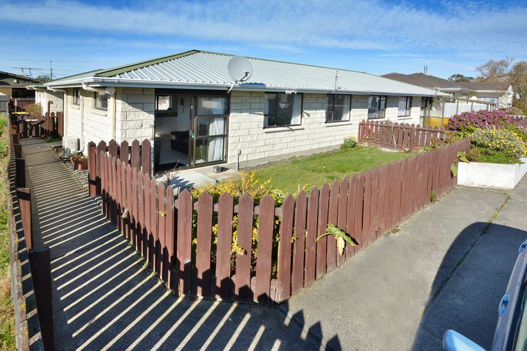 Photo of property in 227c Oxford Street, South Dunedin, Dunedin, 9012