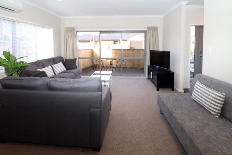 Photo of property in 1/5 Jones Crescent, Melville, Hamilton, 3206