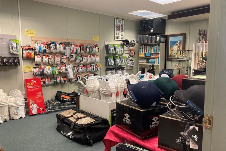 Photo of property in 154 Main Street, Upper Hutt Central, Upper Hutt, 5018