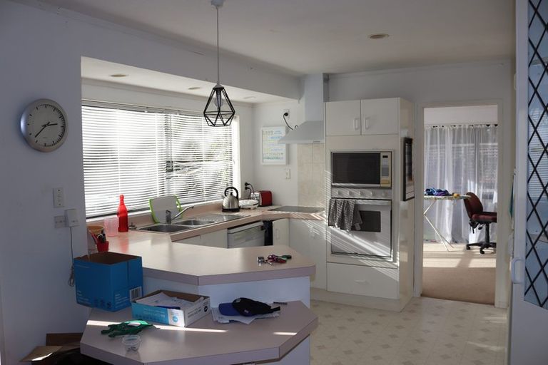 Photo of property in 35 Orangewood Drive, Northpark, Auckland, 2013