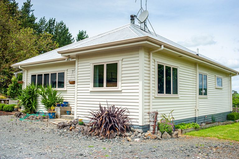 Photo of property in 4 Mangati Road, Puketotara, Te Awamutu, 3876