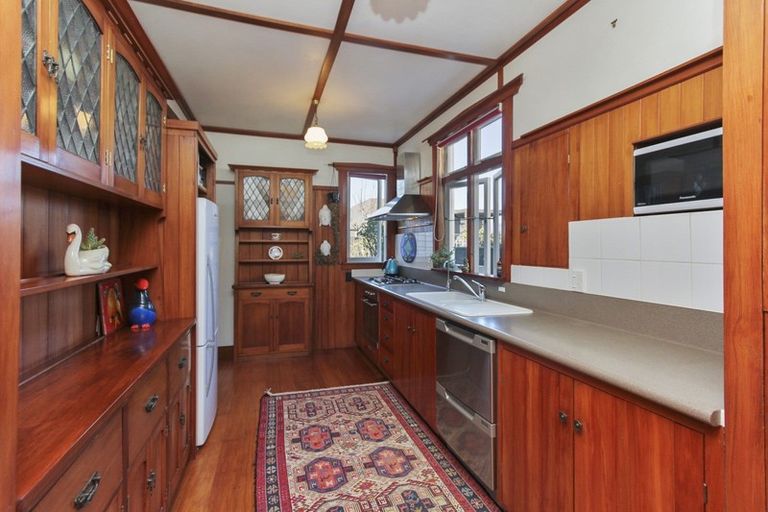 Photo of property in 15 Wallace Place, Westown, New Plymouth, 4310