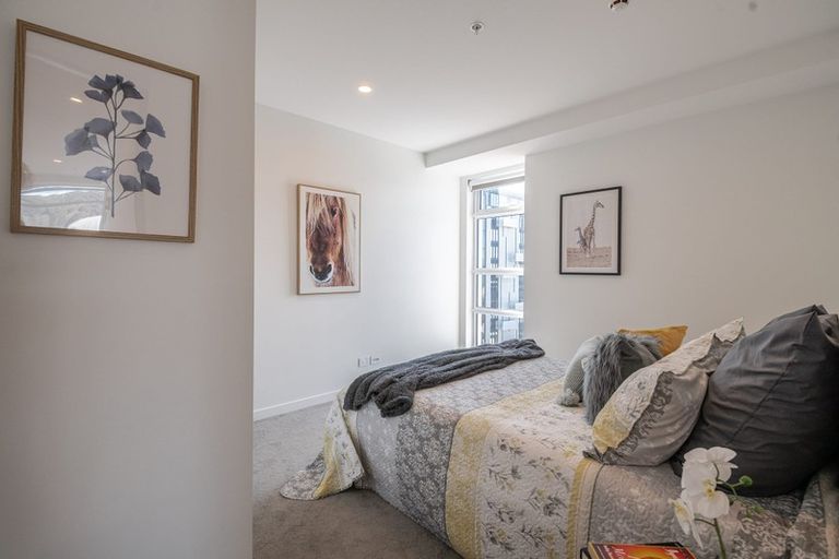 Photo of property in Pinnacle On Victoria, 1401/160 Victoria Street, Te Aro, Wellington, 6011