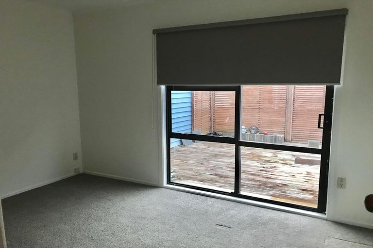 Photo of property in 1/1 Barrie Avenue, Papatoetoe, Auckland, 2025