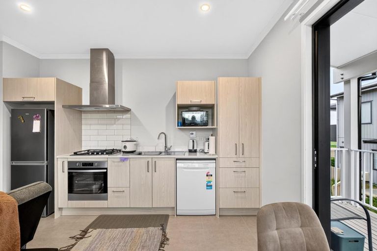 Photo of property in 20 Pukewhero Rise, Westgate, Auckland, 0614