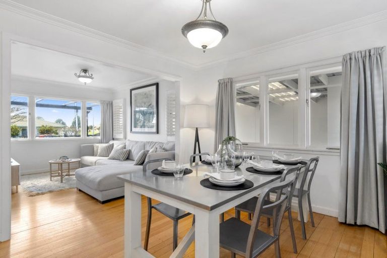 Photo of property in 19a Pemberton Crescent, Greerton, Tauranga, 3112