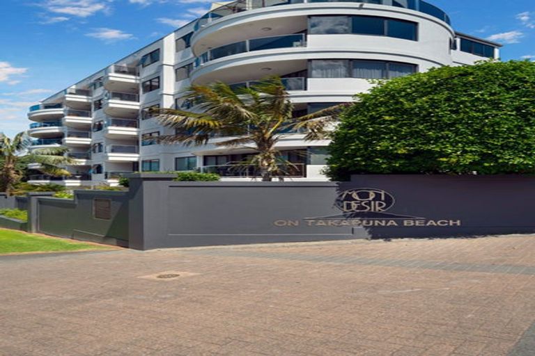Photo of property in 2i/175 Hurstmere Road, Takapuna, Auckland, 0622