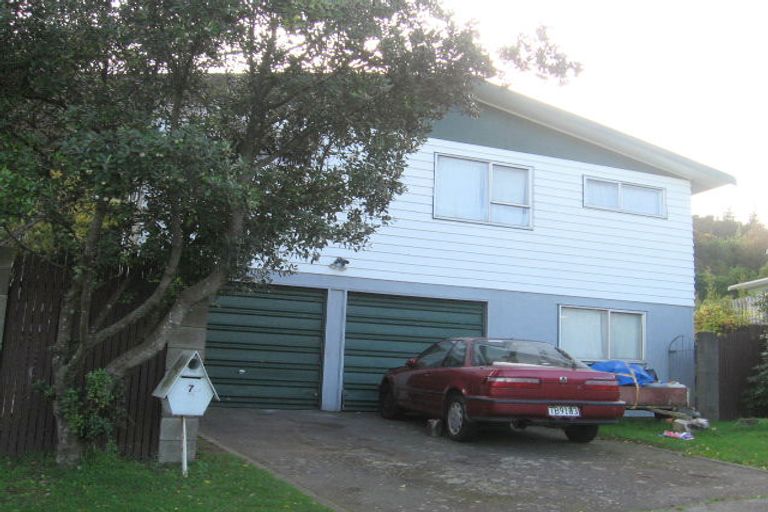 Photo of property in 7 Spey Place, Papakowhai, Porirua, 5024