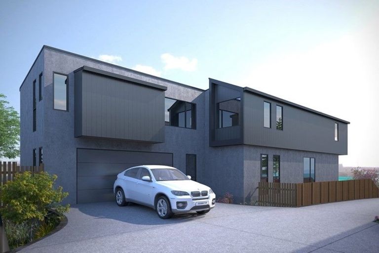 Photo of property in 18 The Esplanade, Eastern Beach, Auckland, 2012