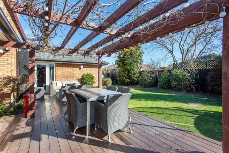 Photo of property in 18 Aylsham Lane, Casebrook, Christchurch, 8051