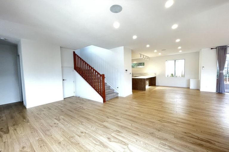 Photo of property in 28a Bruce Road, Glenfield, Auckland, 0629