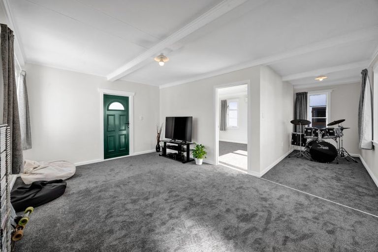 Photo of property in 207 Regan Street, Stratford, 4332