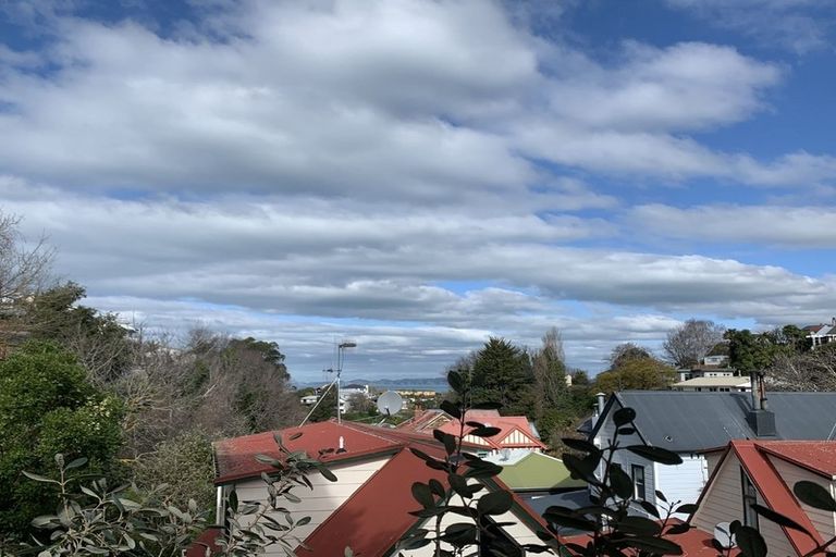 Photo of property in 1a Harvey Road, Bluff Hill, Napier, 4110