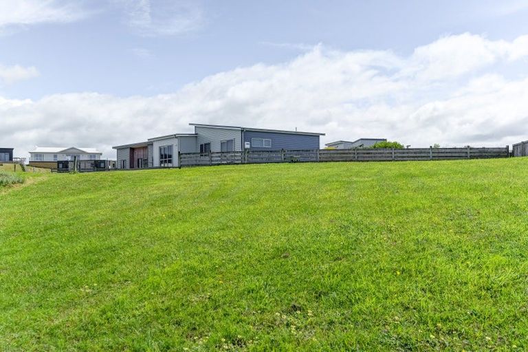 Photo of property in 5 Anchor Watch, Waverley, 4591