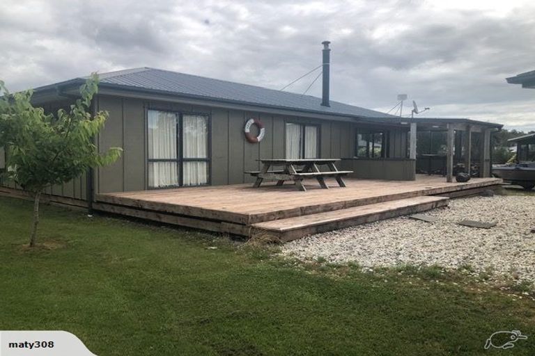 Photo of property in 11 Pauareka Road, Haast, 7886