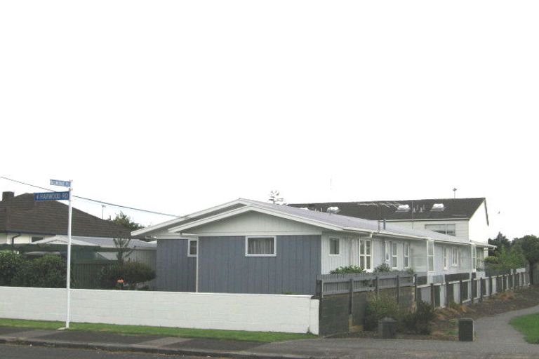 Photo of property in 2/13 Harwood Road, Mount Wellington, Auckland, 1060