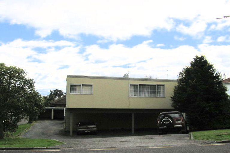 Photo of property in 6/37 Mclean Street, Tauranga, 3110