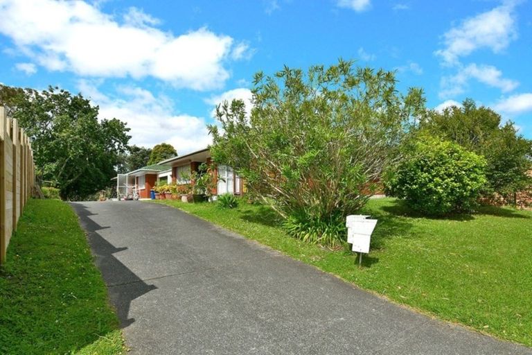 Photo of property in 2/85 Velma Road, Hillcrest, Auckland, 0627