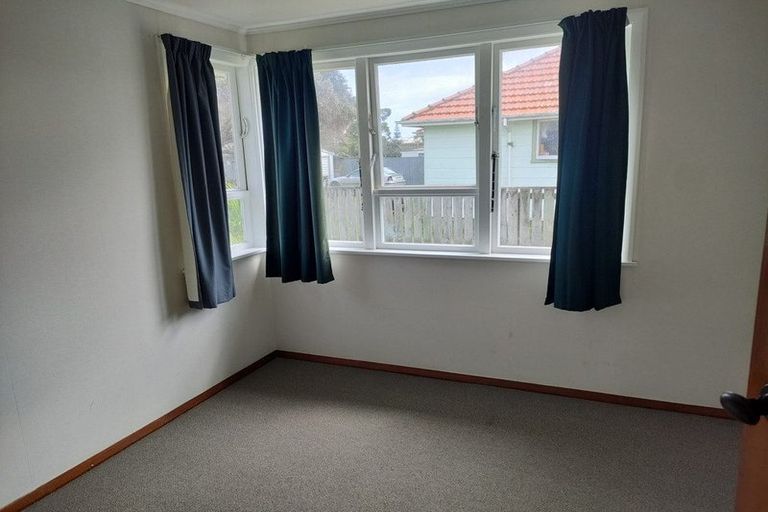 Photo of property in 23 Churchill Crescent, Tawhero, Whanganui, 4501