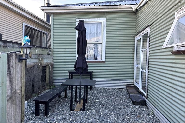 Photo of property in 12 Murray Street, Greymouth, 7805