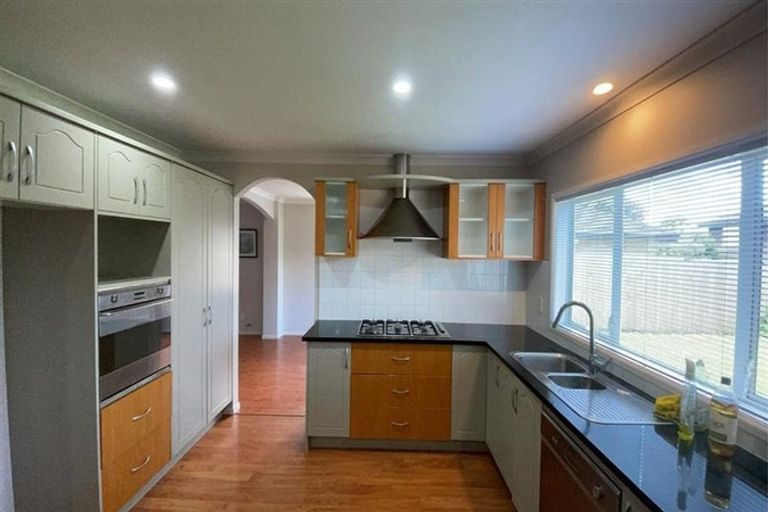 Photo of property in 18 Corrofin Drive, East Tamaki, Auckland, 2013