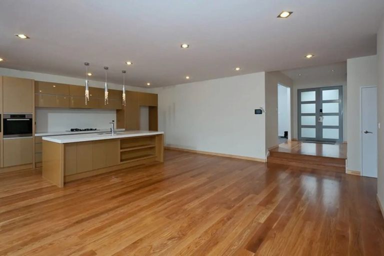 Photo of property in 13 Pin Oak Drive, Schnapper Rock, Auckland, 0632