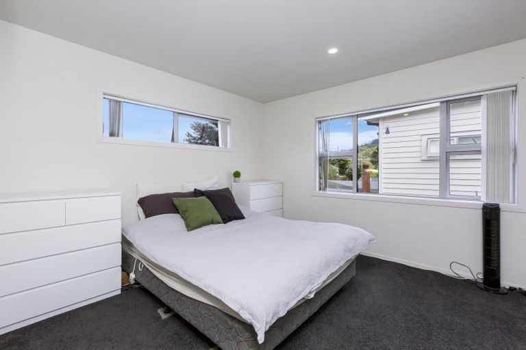 Photo of property in 1115a High Street, Taita, Lower Hutt, 5011