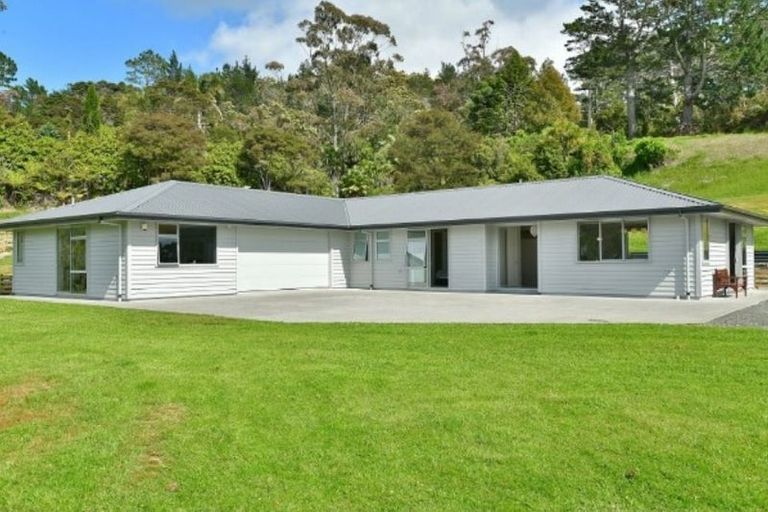 Photo of property in 23 Redvale Rise, Redvale, Albany, 0794