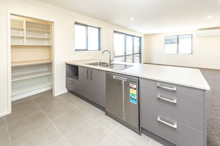 Photo of property in 73 Tawhero Street, Gonville, Whanganui, 4501