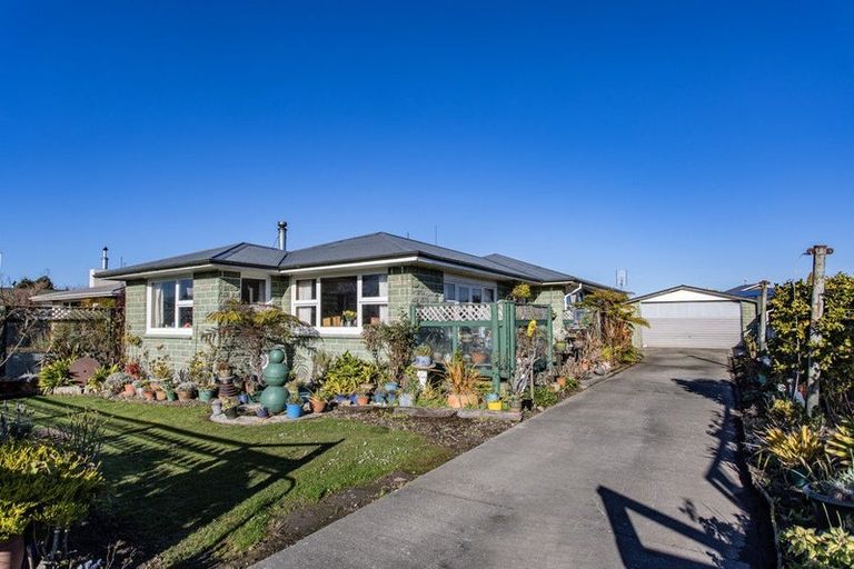 Photo of property in 25 Geddis Street, Rangiora, 7400