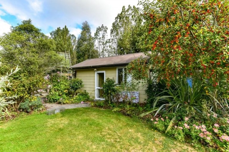 Photo of property in 79 Rowallan Road, Coalgate, Darfield, 7571