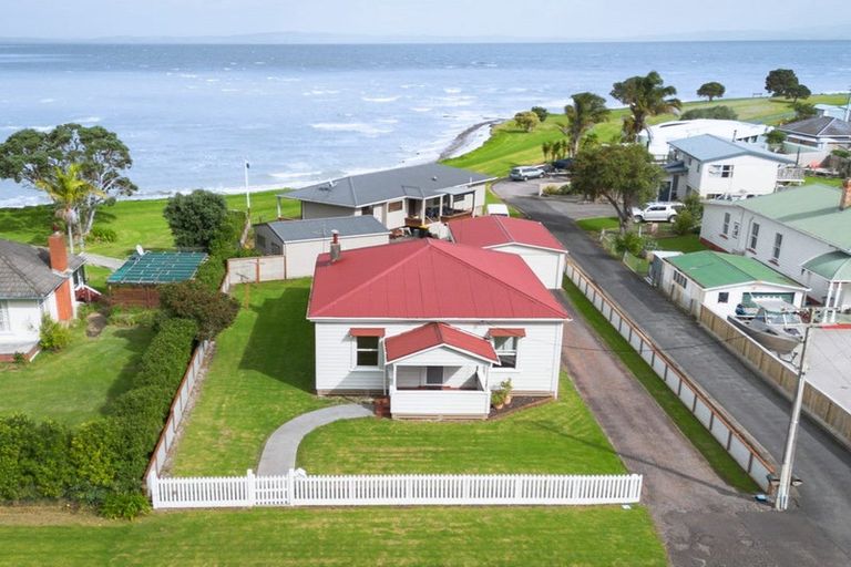 Photo of property in 723a Tararu Sh25 Road, Thames, 3500